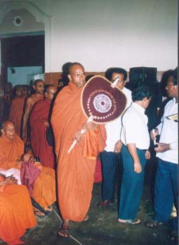 2003.01 04 - Akta Patra Pradanaya ( credential ceremony) at citi hall in Kurunegala about The Ch7.jpg